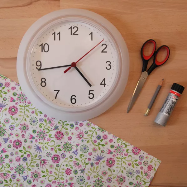 Liste du matériel pour redonner vie à une vielle horloge :