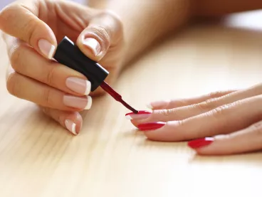 Conseils et astuces beauté pour une manucure maison