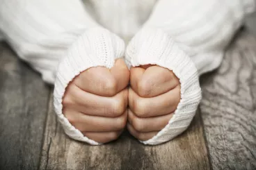 prendre soin de mains abîmées par le froid