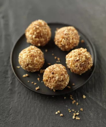 Truffes au chocolat blanc enrobées d’éclats de Grany® Noisettes
