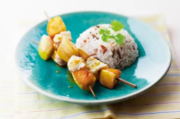 Brochettes de pomme et lotte aux épices