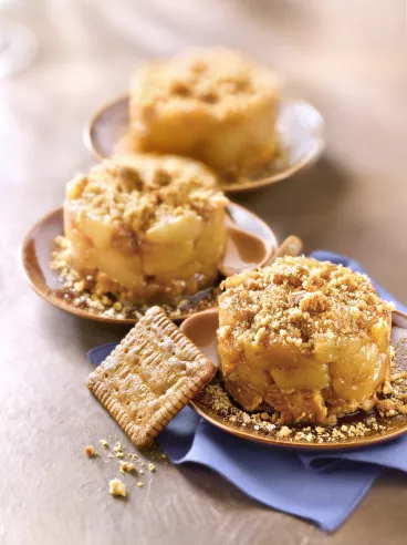 Petites compotes de pommes et poires caramélisées aux Petit LU® Beurre et Sel de Guérande